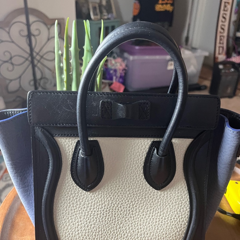Celine Paris micro Leather nano luggage Crossbody W-A7-0174/W-CU-0174 - Picture 6 of 6